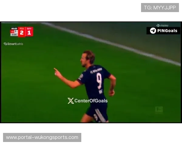 迪亚斯鱼跃冲顶破门，拜仁补时锁定胜局